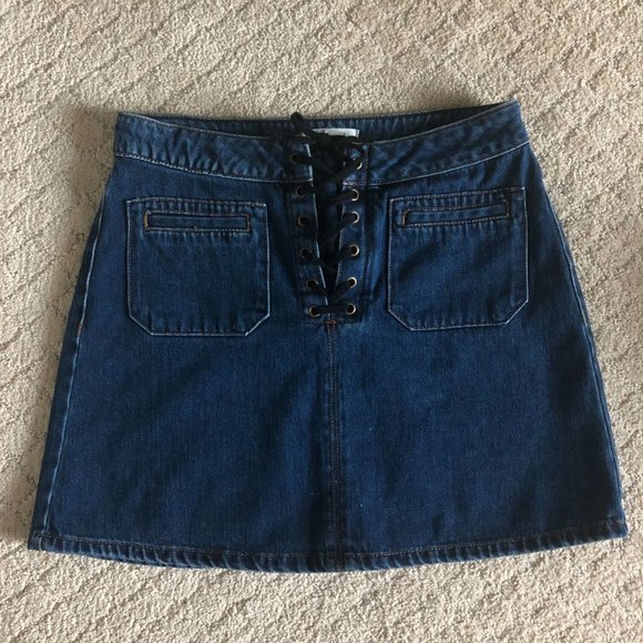 Garage Denim Skirt Size Small - Picture 2 of 4